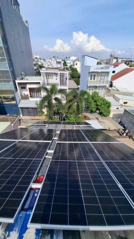 Công Trình Lắp Điện Mặt Trời 7.4kW lưu trữ 15.3kW tại Q.9- TPHCM